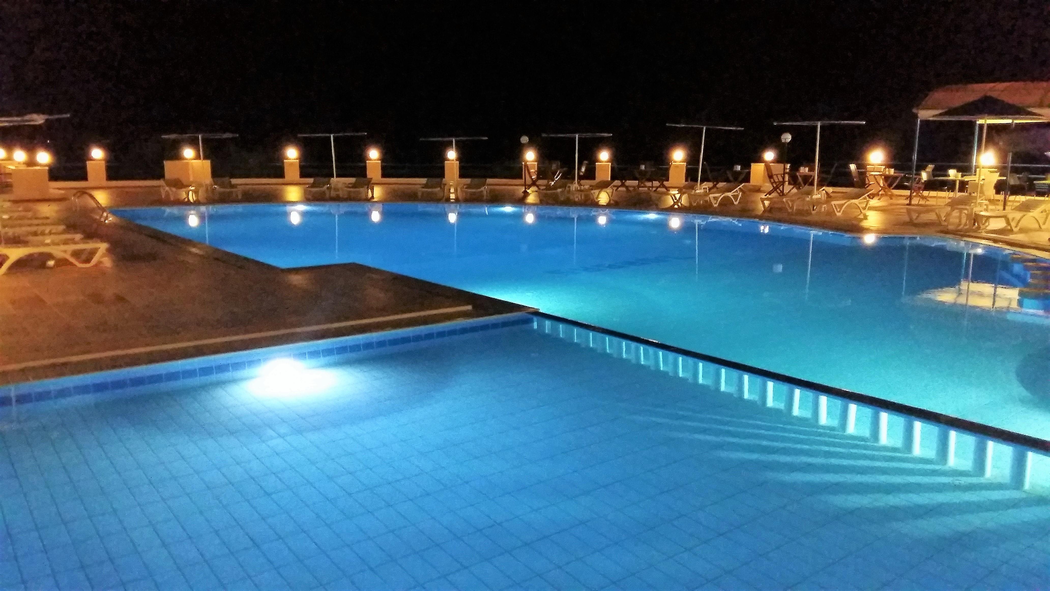 Zorbas Beach Village Hotel Stavrós Exteriör bild