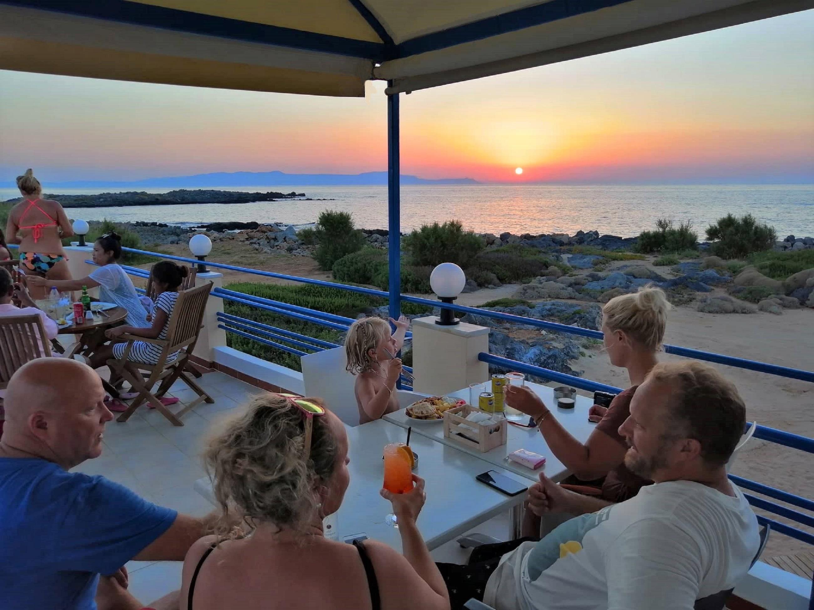 Zorbas Beach Village Hotel Stavrós Exteriör bild